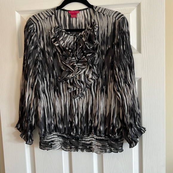 Sunny Leigh Black, White and Grey Print Blouse. Size L. - Picture 1 of 6
